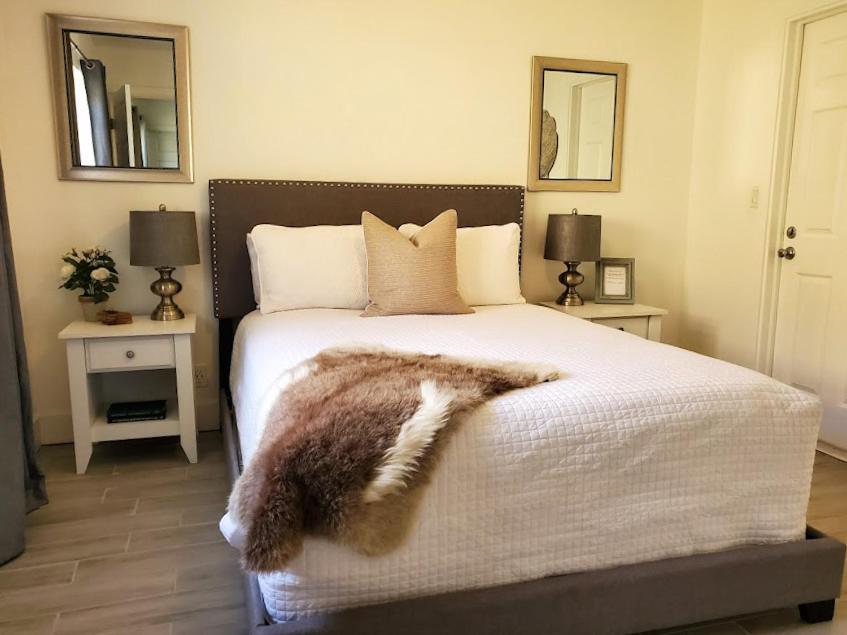 Stylish & Newly-Renovated Suites Near Las Olas Fort Lauderdale Bagian luar foto